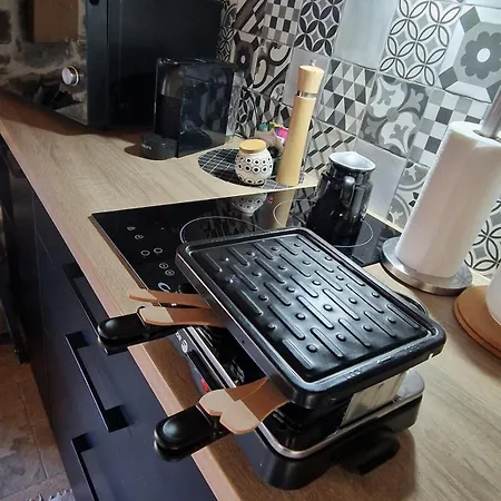 Little Nest For Two Viscos